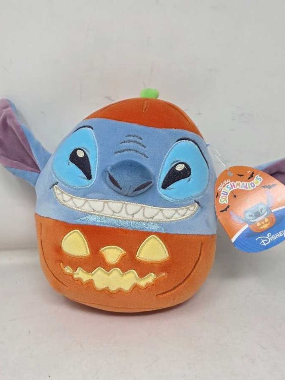 New Squishmallows x Disney Halloween pumpkin Stitch